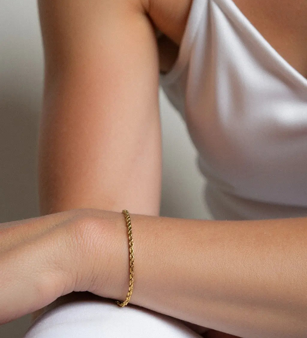 Golden Horizon Twist Bracelet