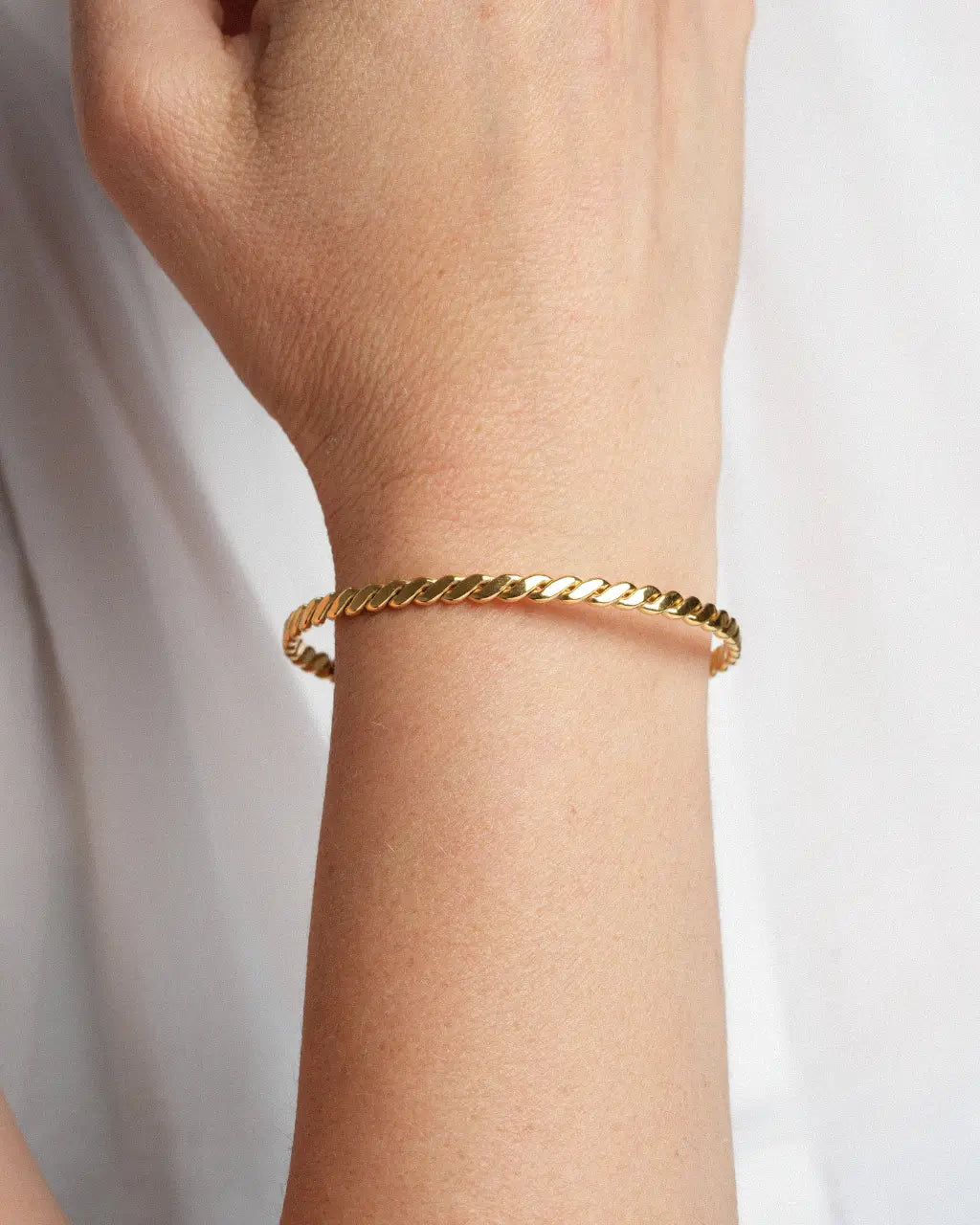 Veya Twisted Cuff Bracelet