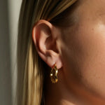 Lyria Twist Hoops