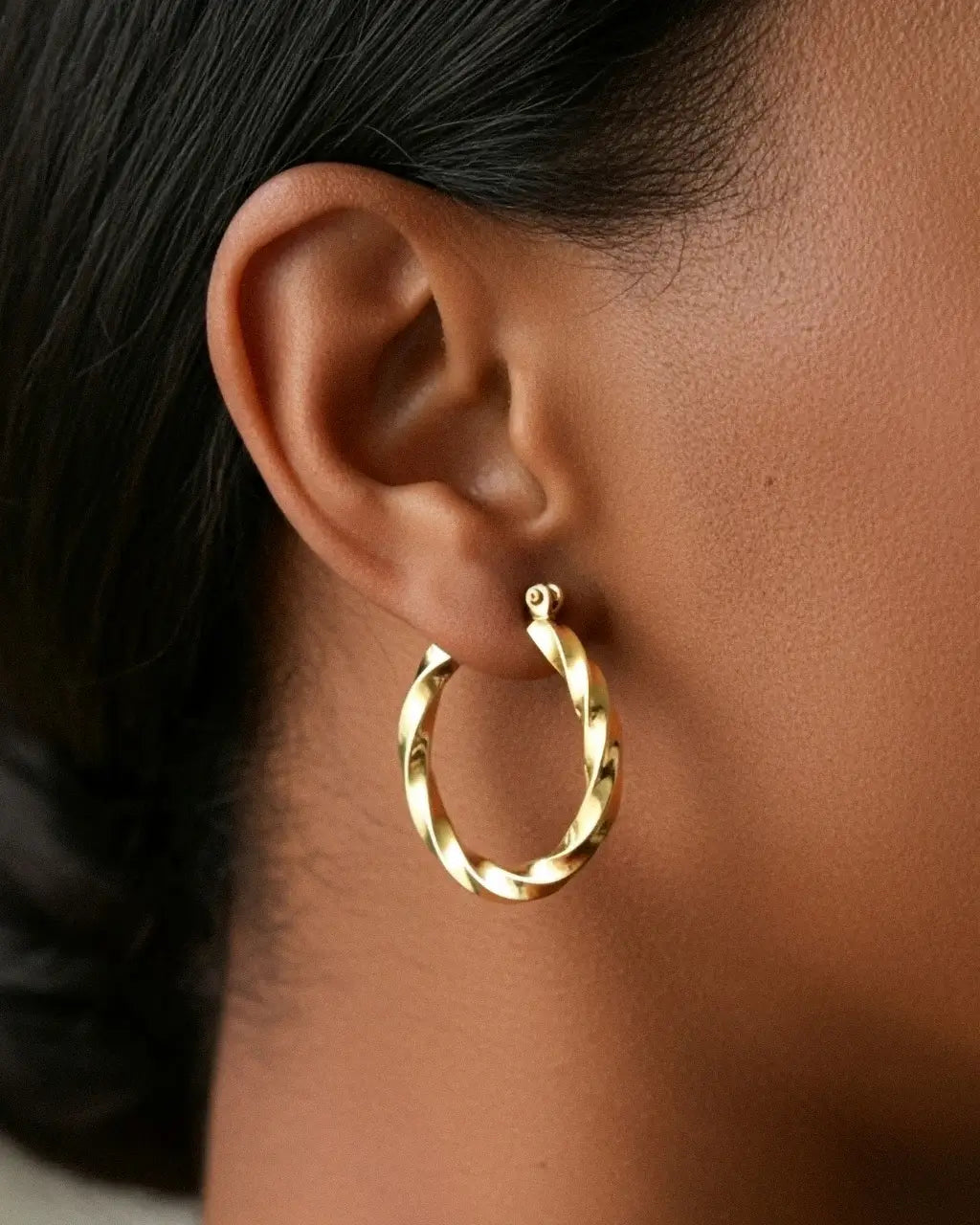 Thalia Twist Hoops
