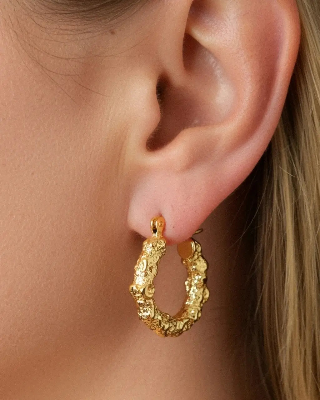 Aurea Texture Hoops
