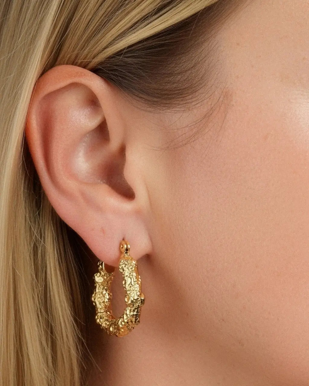 Aurea Texture Hoops