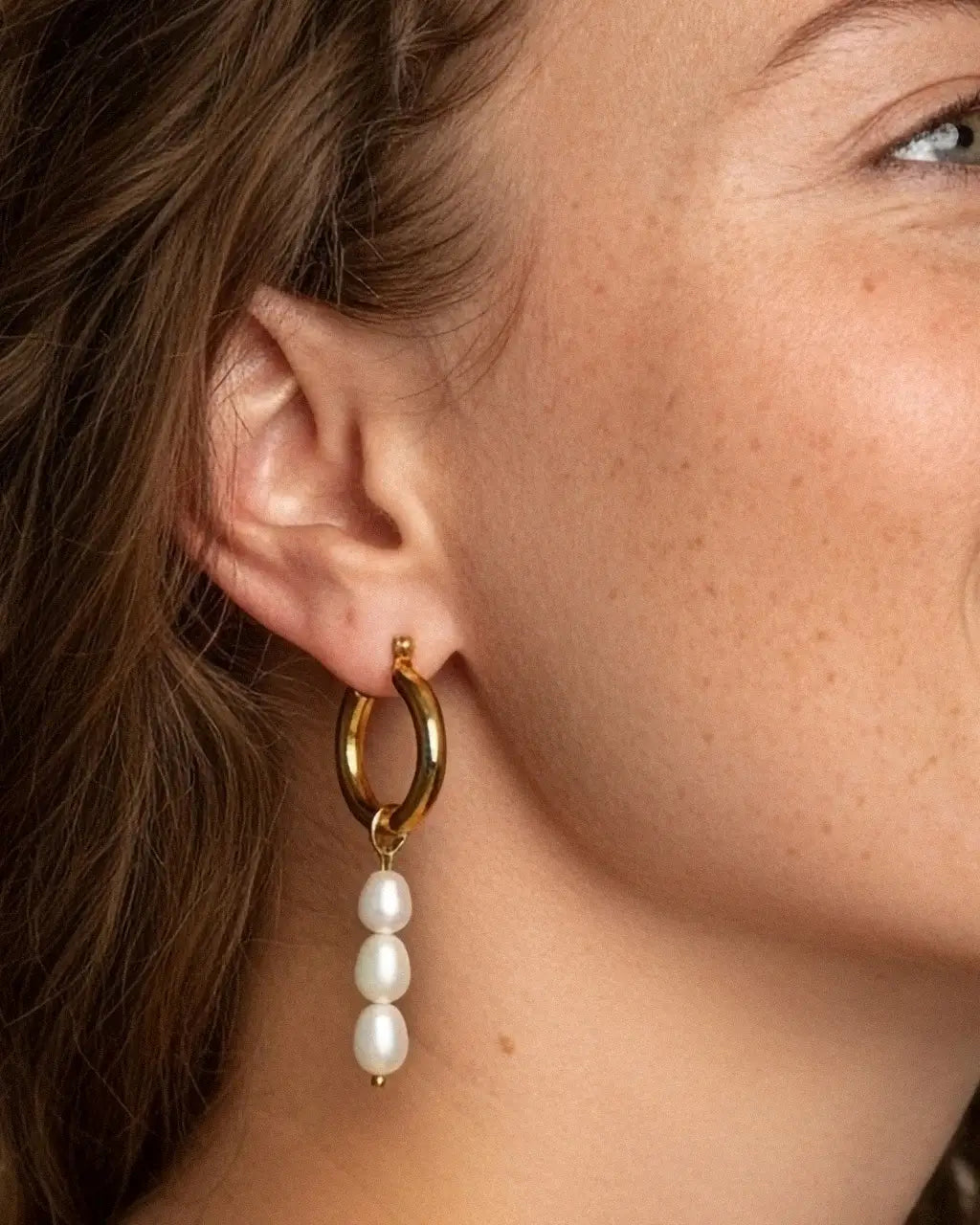 Selene Pearl Hoops