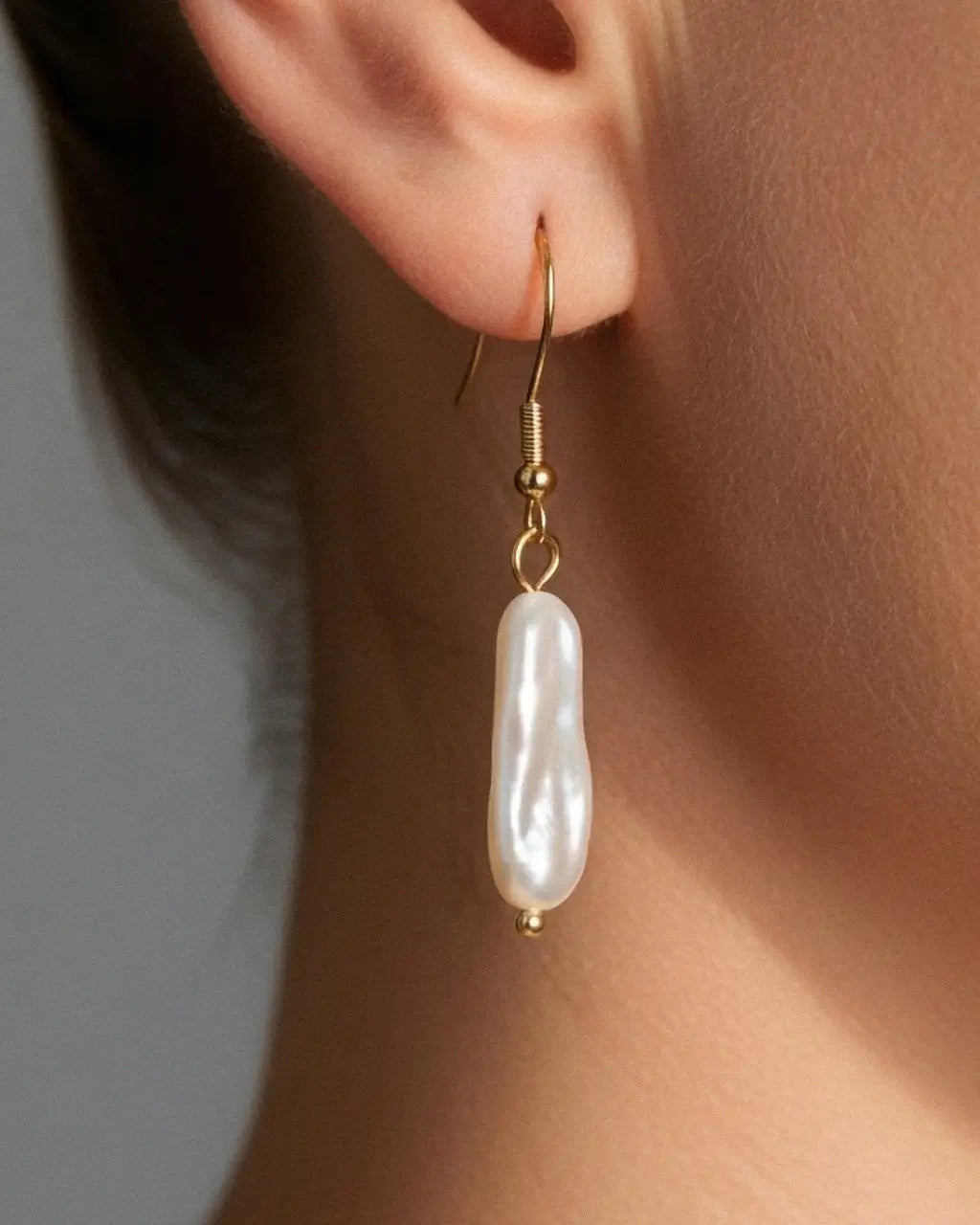 Isla Pearl Drops Earrings