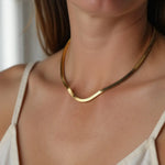 Cassia Herringbone Necklace