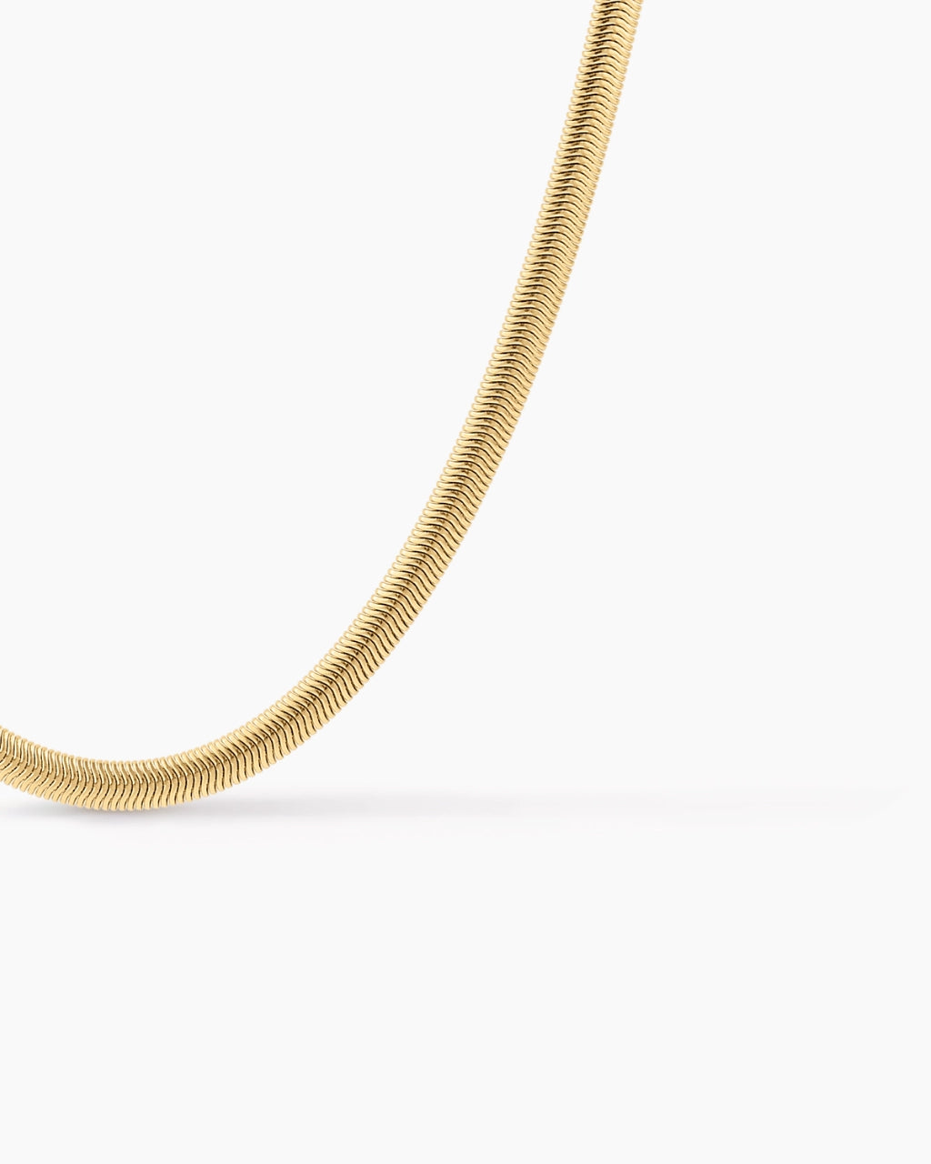 Eterna Minimal Chain Necklace