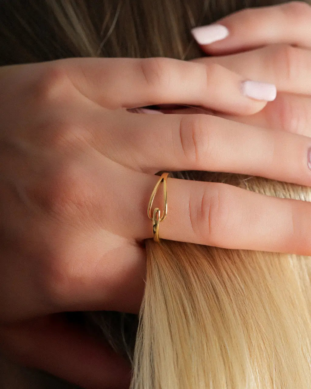Rolling Link Ring