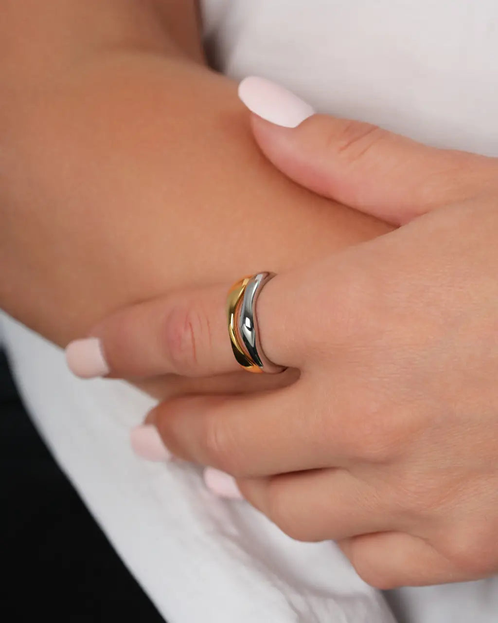 Wild Wave Ring