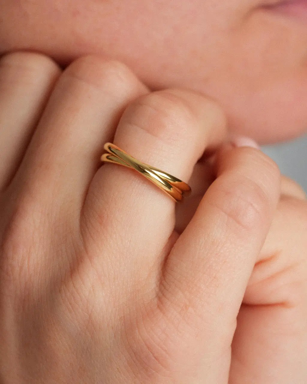 Endless Twist Ring