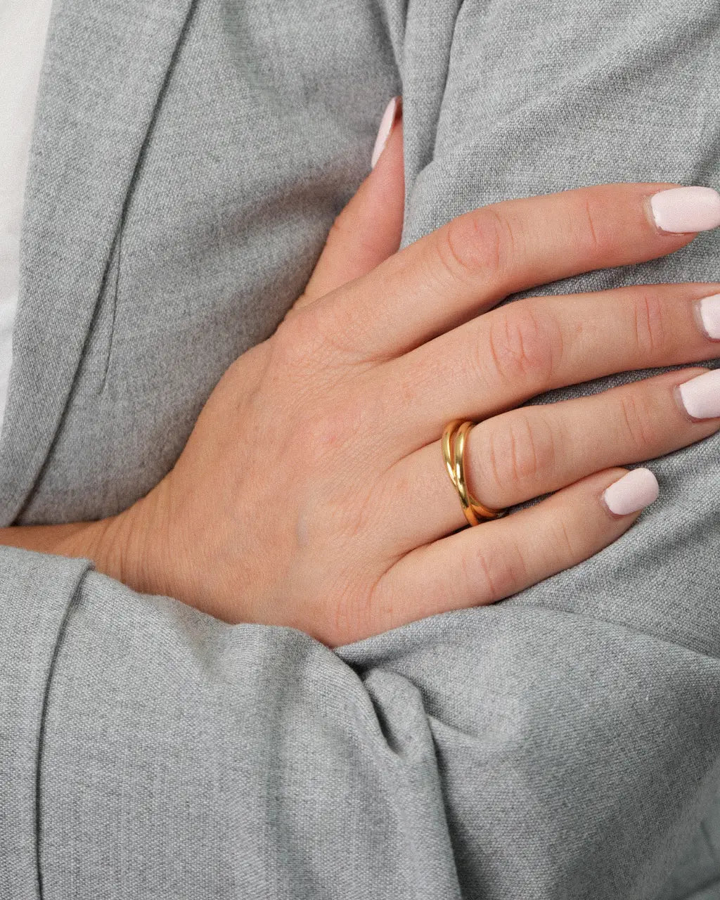 Endless Twist Ring