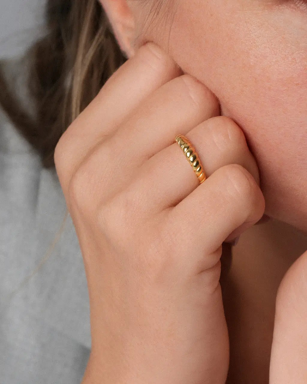 Solenne Twist Ring
