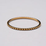 Aria Grid Band