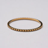 Aria Grid Band