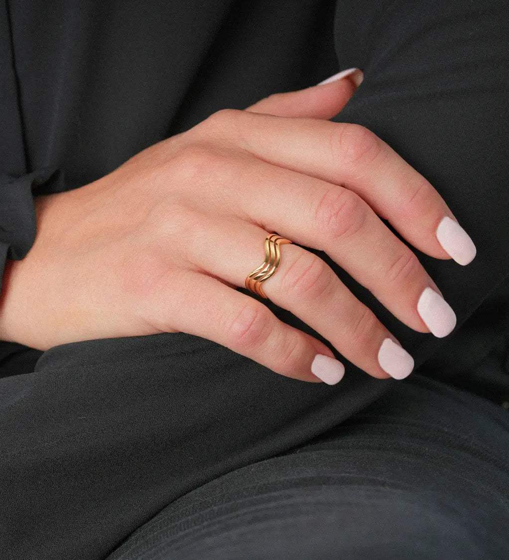 Waveform Stack Ring
