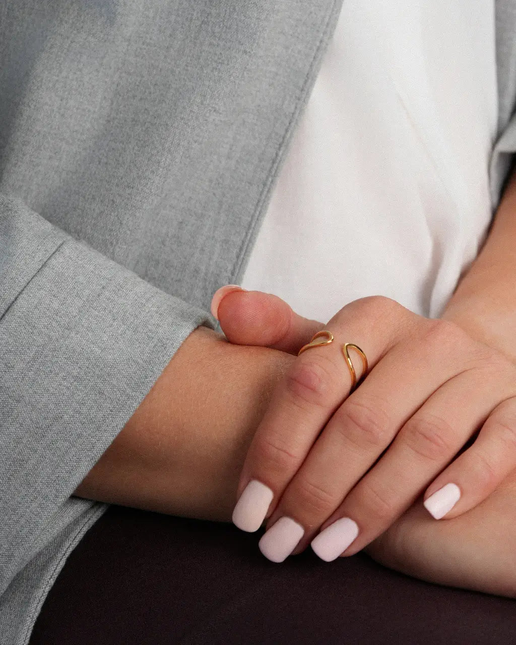 Eternal Loop Ring