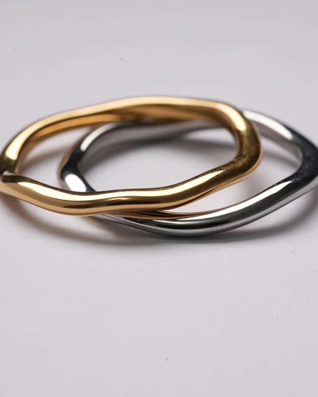 Fluid Wave Ring