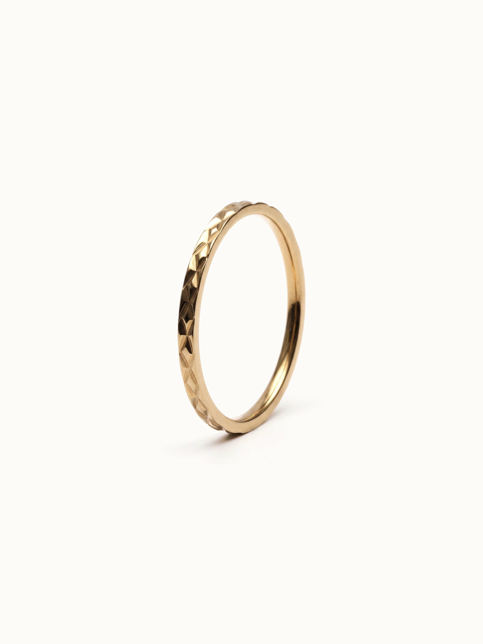 Golden Season Band – 45° view, gold, on ivory background